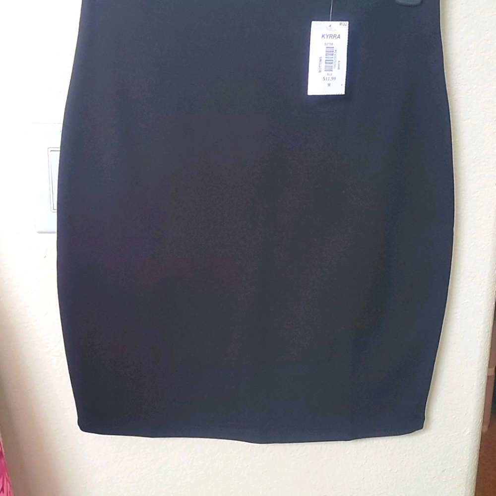 Black pencil skirt
